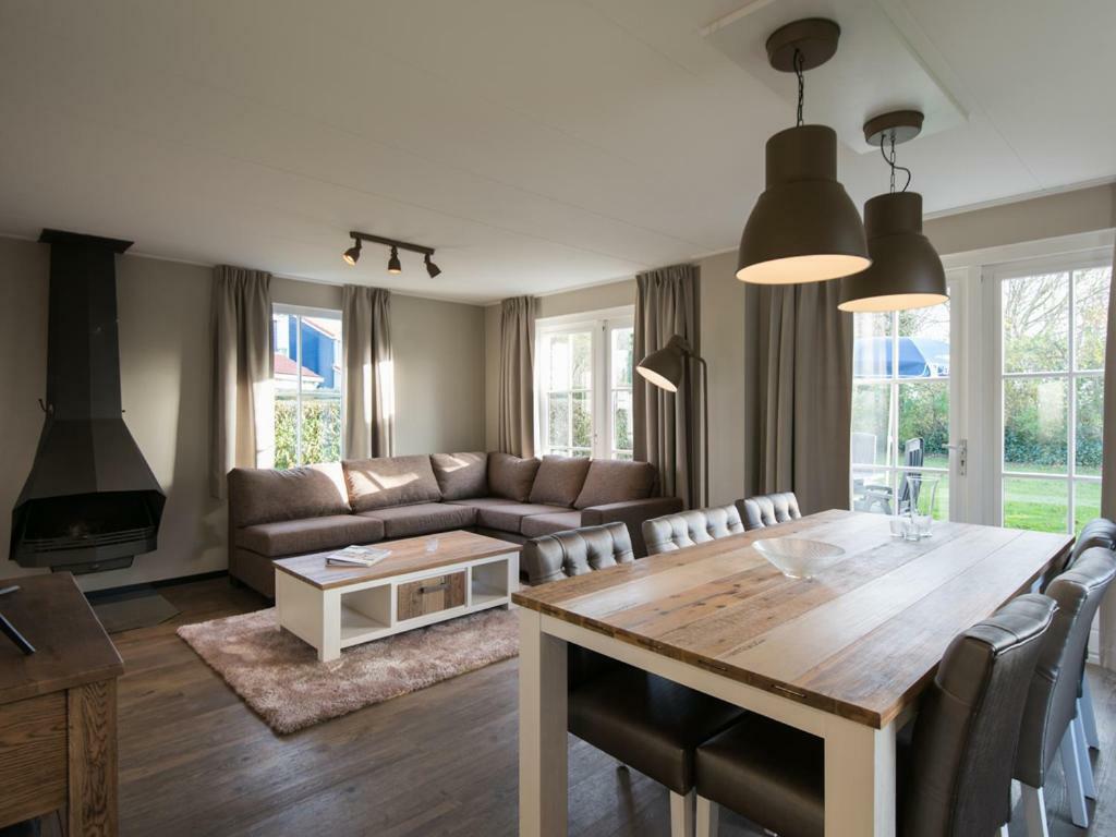 Landal Villapark Livingstone Бур Хамстед Екстериор снимка